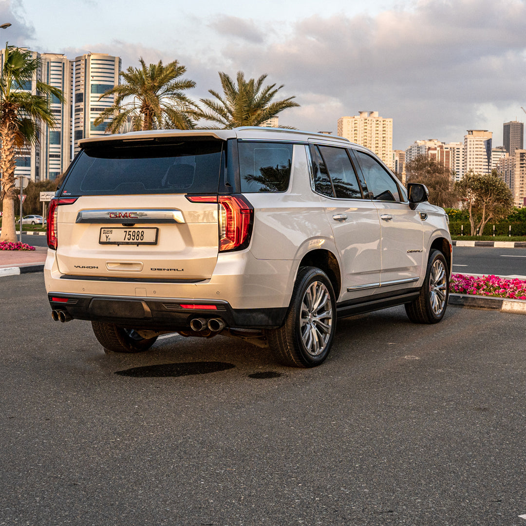 Hire GMC Yukon With Chauffeur Service Dubai